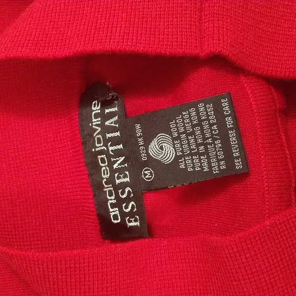 Pleated wool skirt - Picture 4 of 6